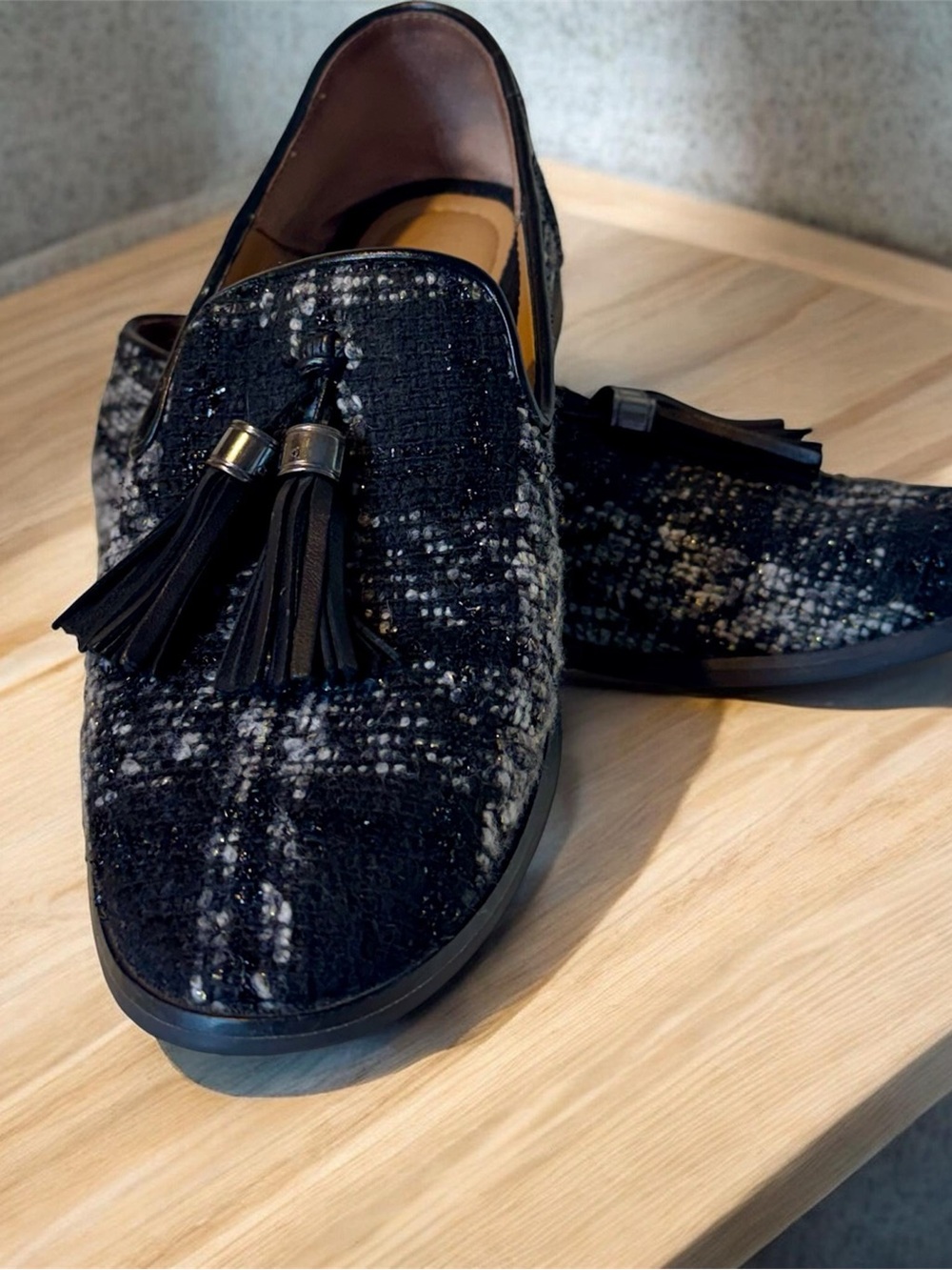 Franco Sarto Hadden Black & Grey Tweed Tassel Loafers Slip On Flats Sz 8 US/38EU